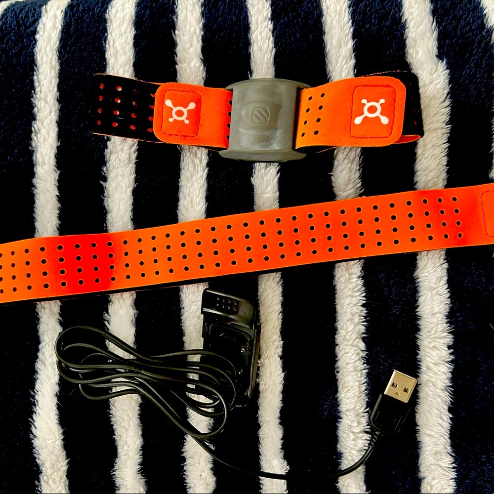 Orangetheory beat flex heart rate monitor for use at Orangetheory Fitness.